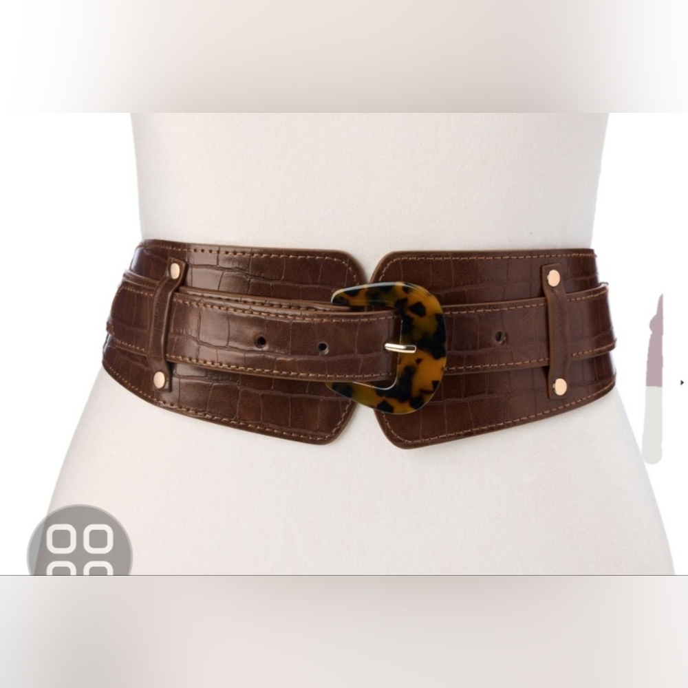Antthony Brown Croc-Embossed Belt with Tortoise shell Buckle - Brown -  XL/1X